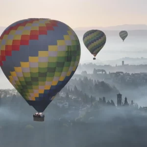 Val d'Orcia & Pienza: Private Hot Air Balloon Flight in Montalcino